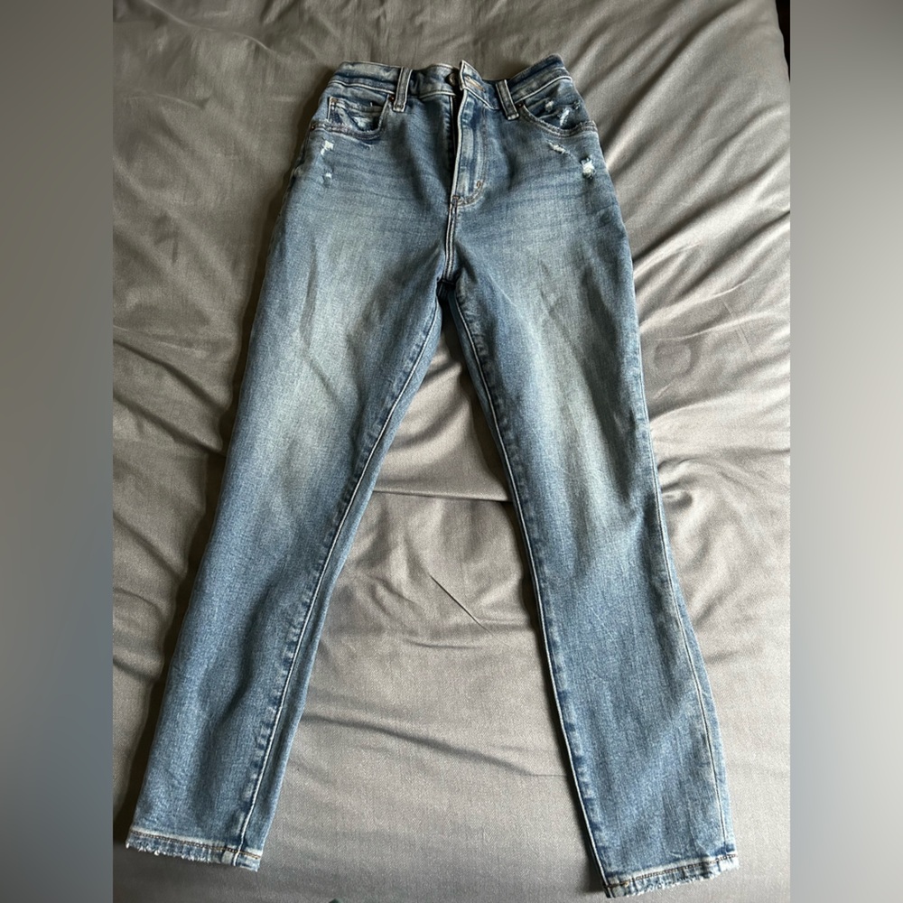 A&F curve love skinny jeans